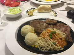 -豪客来牛排(中央花苑店)