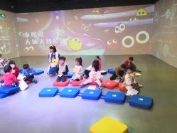 -小鸡哆哆故事屋·儿童乐园(嘉里城店)
