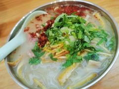 羊杂碎-小魏哥果仁烤面筋