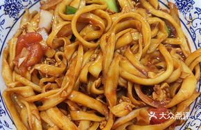 Classic Stir-Fried Knife-Sliced Noodles