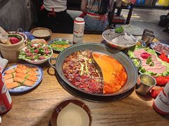 -萍姐火锅·公路夜市(武汉首店)