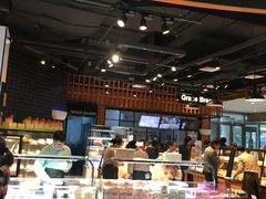 面包甜点陈列柜-格瑞思动物奶油生日蛋糕(圆融店)