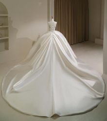 点击看大图 -艺憬婚纱礼服·造型(二七万达店)