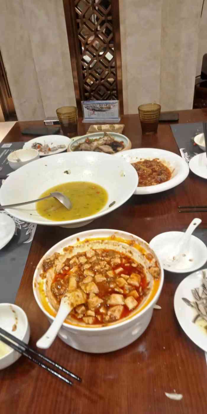 姊妹酒楼(雁滩店)-"最喜欢的一家兰州本地连锁餐馆,一般三四五.