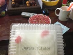 -红宝石·鲜奶小方·海派西点房(金杨店)