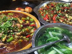 -廖哥泡椒兔(峨眉店)