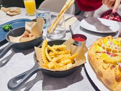 -必胜客(仲盛商城王安宇主题店)