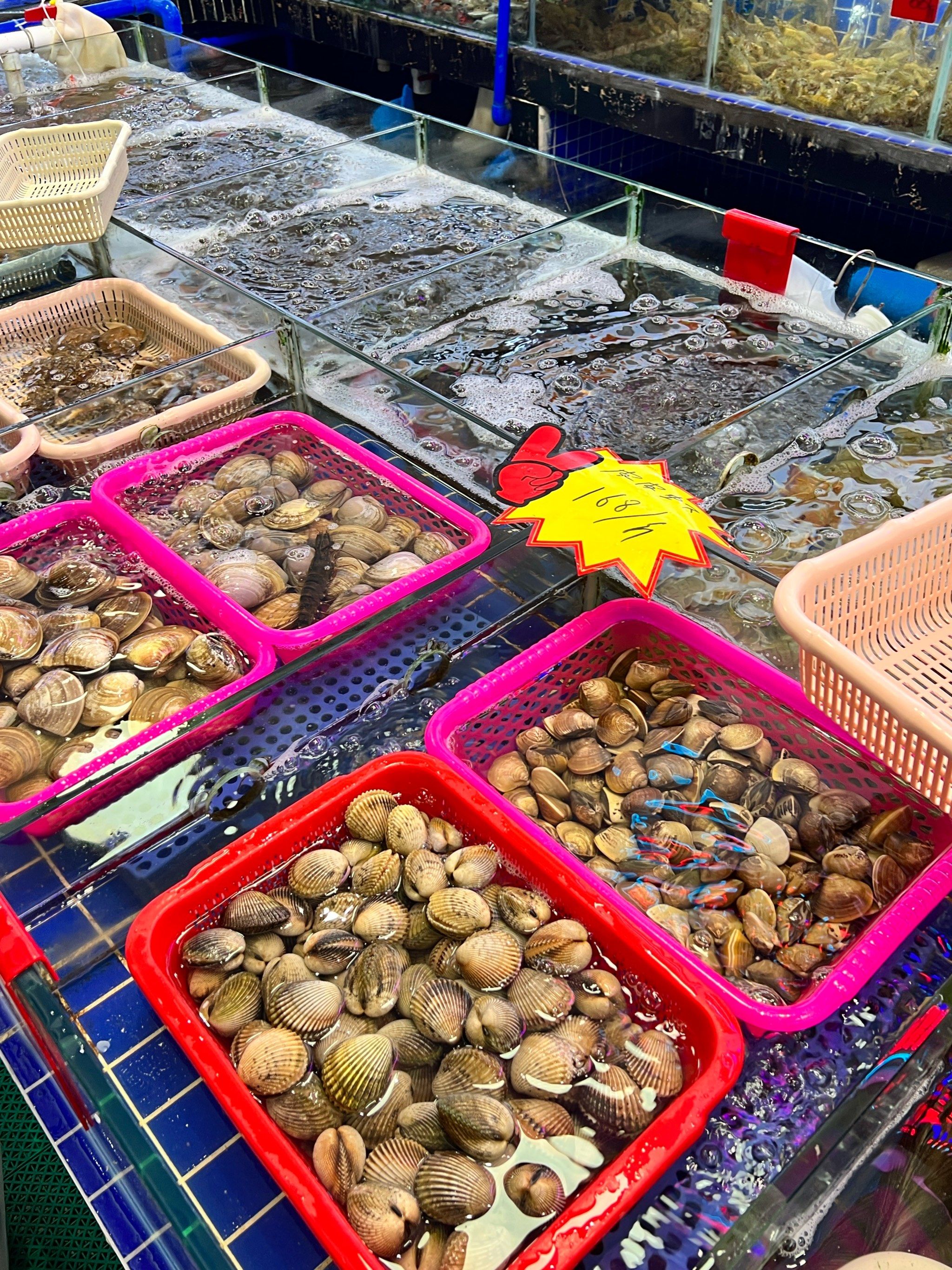 跟着海南本地人去吃更正的海鲜