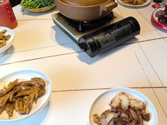 -老鼎万春卤菜(五代传承创始老店)