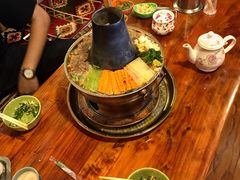 -嘎咓讓咘藏餐厅(团结新村店)