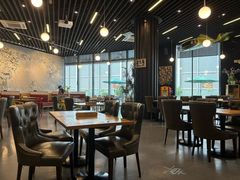 -汽车博物馆主题餐厅