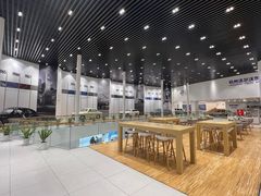 -杭州中沃沃尔沃4S店(滨江区店)