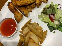 -JINNS锦时 steak&pizza(浸信会礼拜堂旧址店)