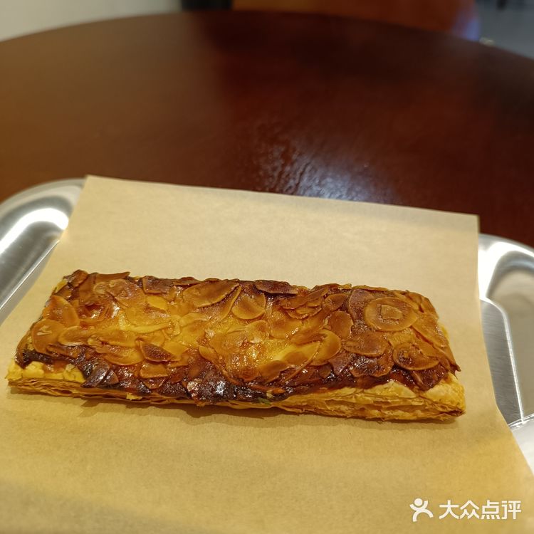 夏天该来杯冰美式