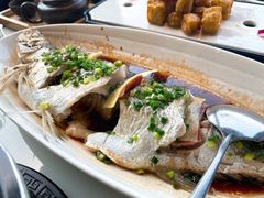 招牌清蒸钱塘江白条-柳莺湖上·湖景餐厅·江南菜(西湖店)