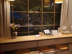 -猫的天空之城概念书店(束河店)
