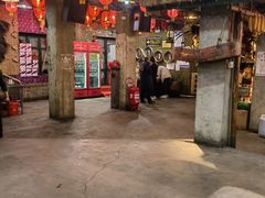 -鱼窝棚柴火铁锅炖(富山屯店)