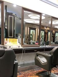 点击看大图 -八佰伴8008星级形象店