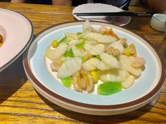 -湖畔鲁菜·二十年老字号餐厅(大明湖店)
