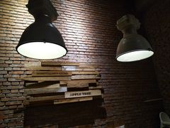 大堂-苹果树下艺术餐厅(宋庄店)