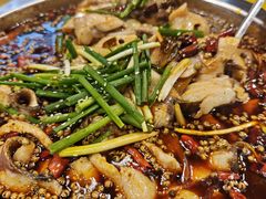 -乡土特色.冷锅鱼.牦牛肉汤锅