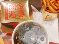 金尊肉酱安格斯厚牛堡套餐-麦当劳(湖滨路店)