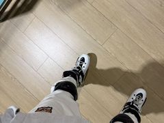 -极限PLAY运动娱乐新世界·团建派对潮玩休闲馆·室内蹦极高空游乐园