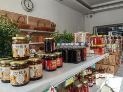 -天天向上素食餐厅(五台山店)