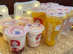 草莓摇摇奶昔-蜜雪冰城(东兴街店)