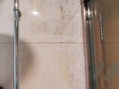 -珠海拱北口岸希尔顿欢朋酒店