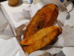 香烤小粒薯角-GOTLOT COFFEE&KITCHEN角落厨房NOOK店