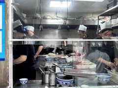 -沪西老弄堂面馆(定西路店)