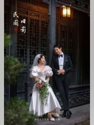 -雪中彩影婚纱摄影·微光艺术中心