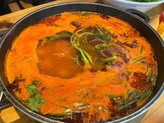 酸汤锅底-黔诚多彩火锅(甲秀楼店)