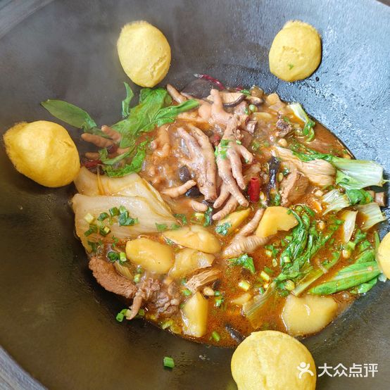 靠山屯锅台鱼(欣大购物广场店)