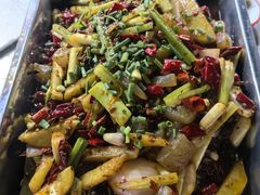 -金渝海鲜烧烤万州烤鱼店