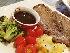 -必胜客(宁海西子国际店)