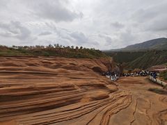 -波浪谷