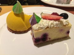 芝士蛋糕-大中华希尔顿酒店-念自助餐·嗨啤·小龙虾