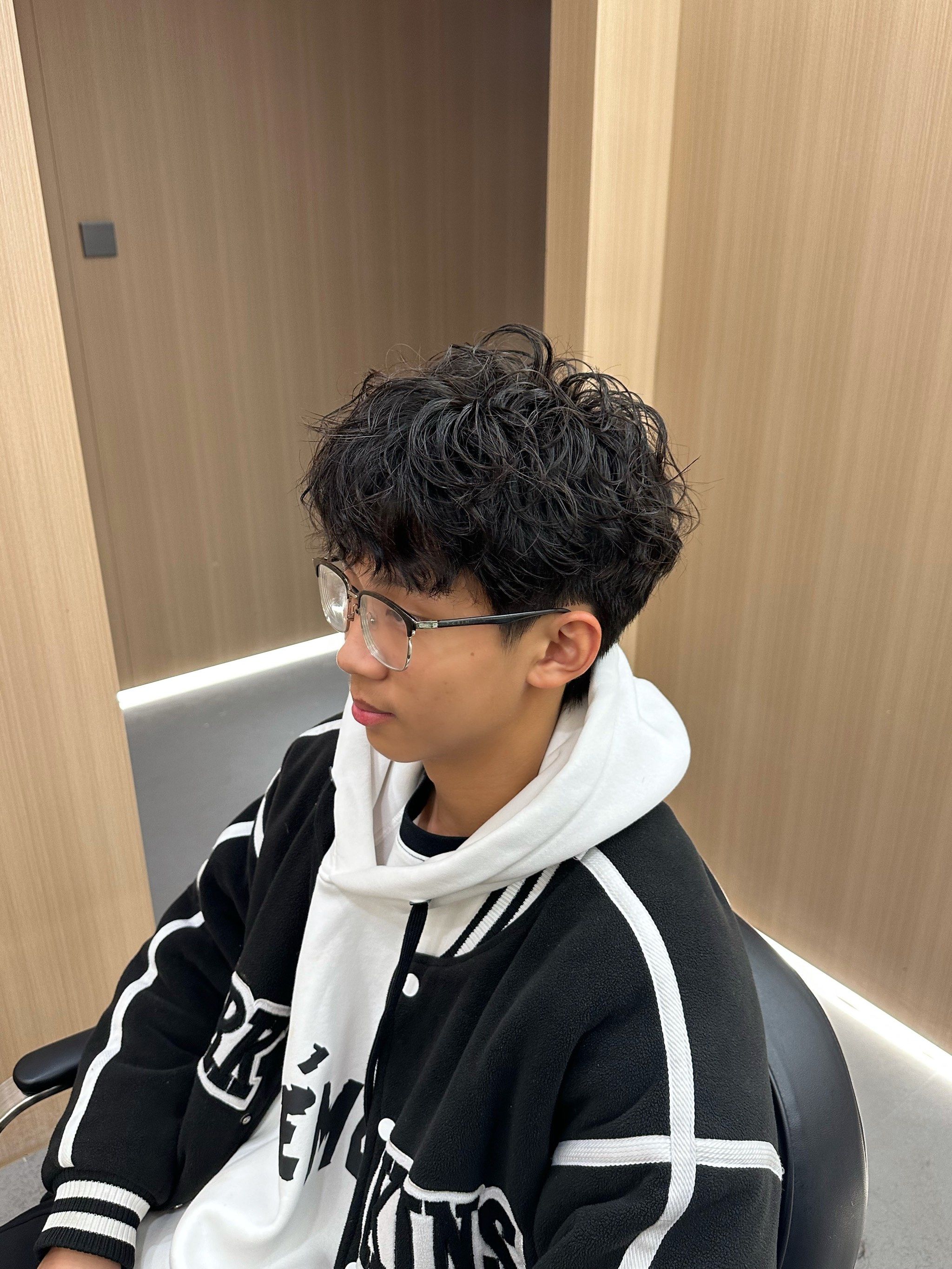 2020男生烫头发型