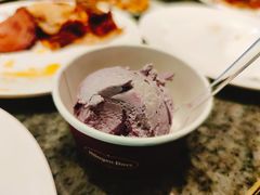 哈根达斯冰淇淋-钱小奴海鲜自助餐厅(杭州新天地店)