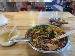 -柳州肥姨妈大骨螺蛳粉(东靖路店)