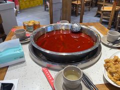 -肖肖酸萝卜鱼火锅(总店)