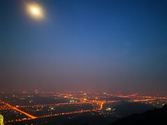 -鬼笑石后山停车场
