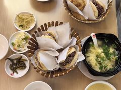 -闫家驴肉老店(华电一校店)