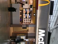 -麦当劳(深圳北站B2检票口楼上)