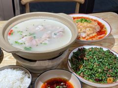 -叁煨蹄花·下饭盐帮菜(人民广场店)