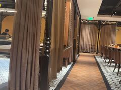 -耶里夏丽·丝路国际新疆菜·清真食品(徐汇南丹东路臻选店)