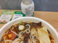 -蒙自源米线(虎门国际购物中心店)