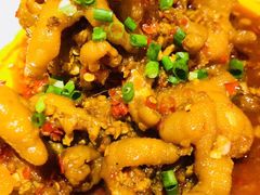 蒜香鸡脚-浩海火烧云傣家菜(京广店)